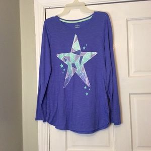 Very nice women’s Active tee